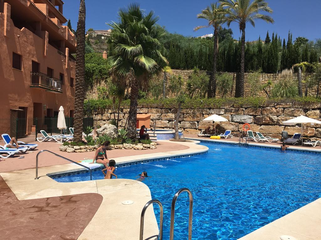 Royal Suites Marbella Benahavis Exterior photo