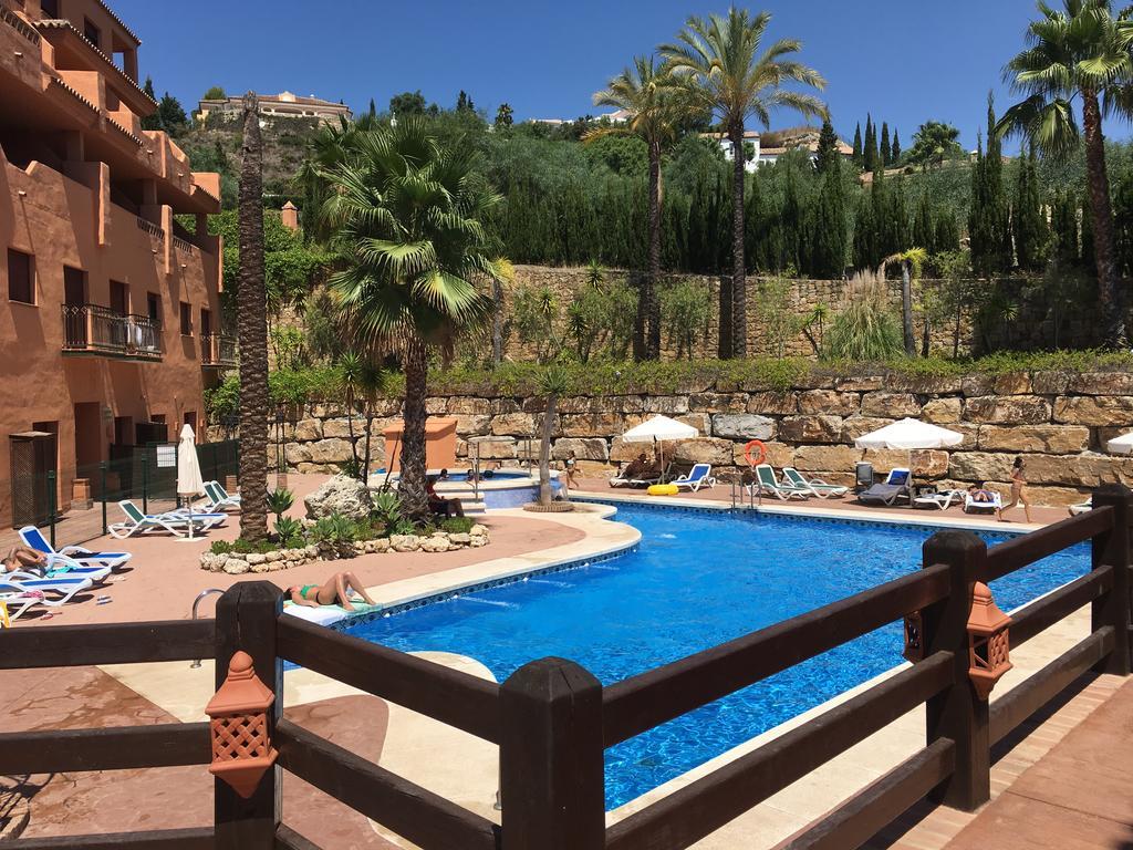 Royal Suites Marbella Benahavis Exterior photo